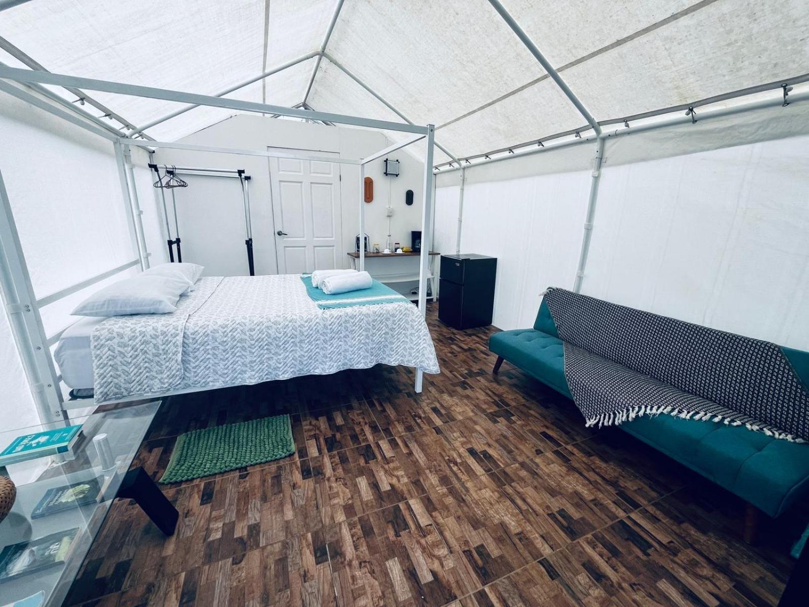 Garza Del Sol Glamping Rio Celeste Buganvilia Екстериор снимка